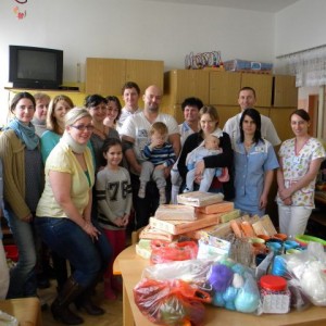 Předání daru dětskému oddělení nemocnice Nové Město na Moravě