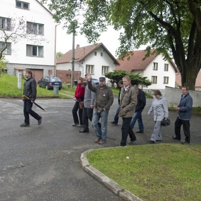 image-200